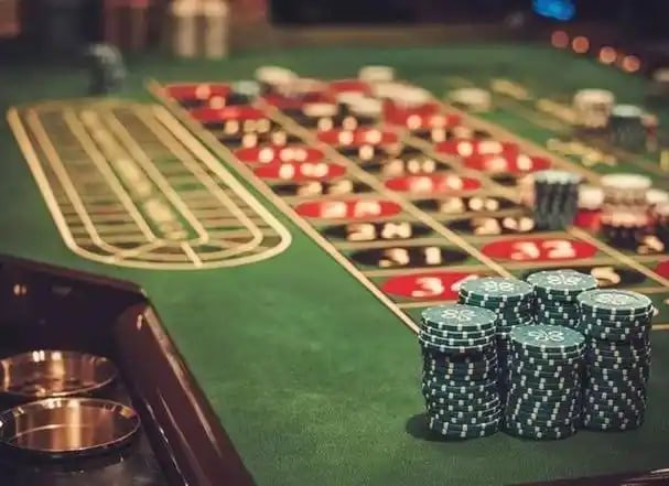 u31 အွန်လိုင်း ကတ်ဂိမ်းများ Texas Hold'em Poker Live Table MMK